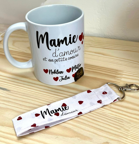 Tasse Mamie et ses petits coeur