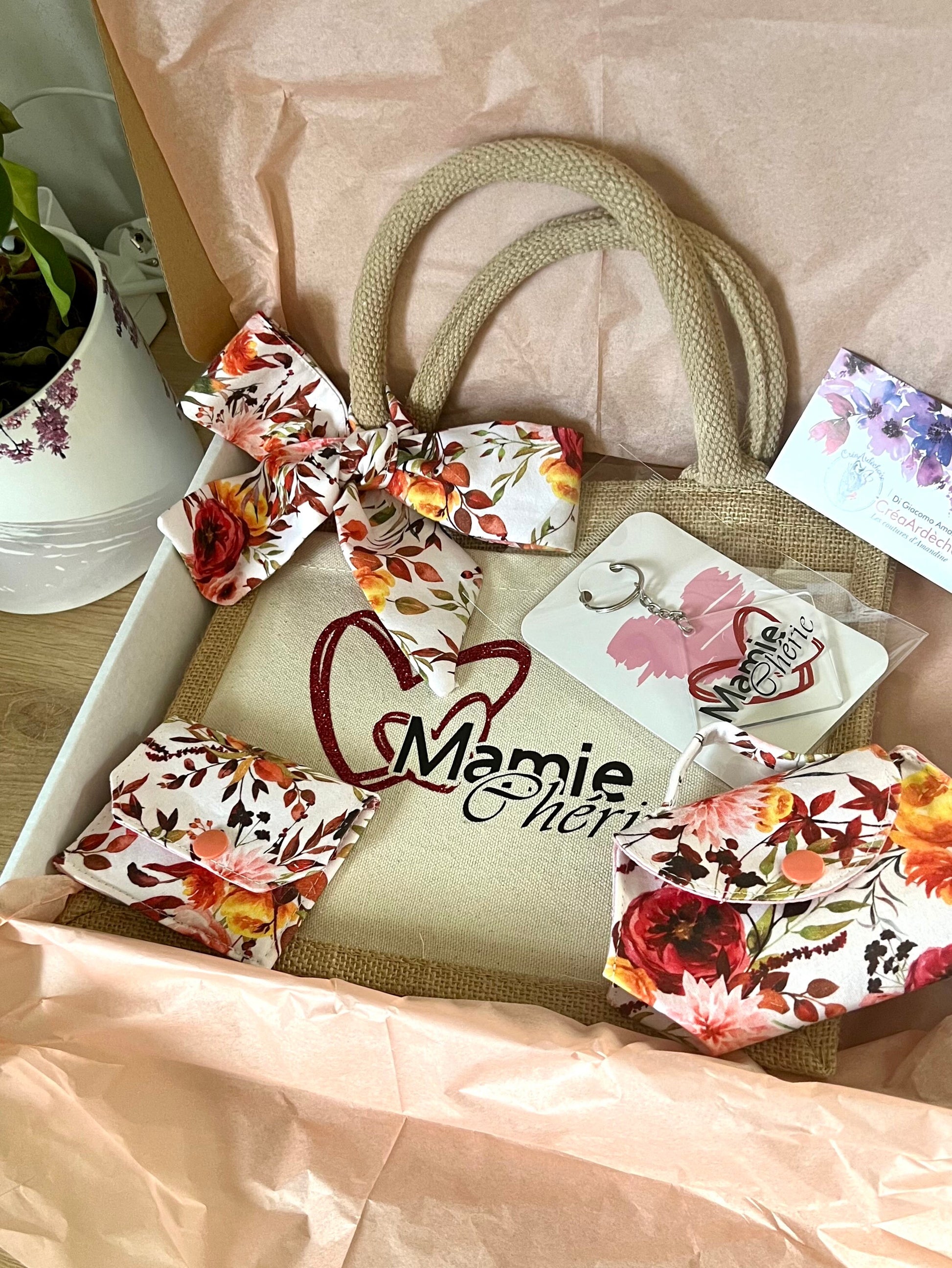 Coffret cadeaux / sac en toile / cadeau fête des mamie / Mamie chérie / Cadeau original mamie / fête des mères / Maman/ Cadeau maman