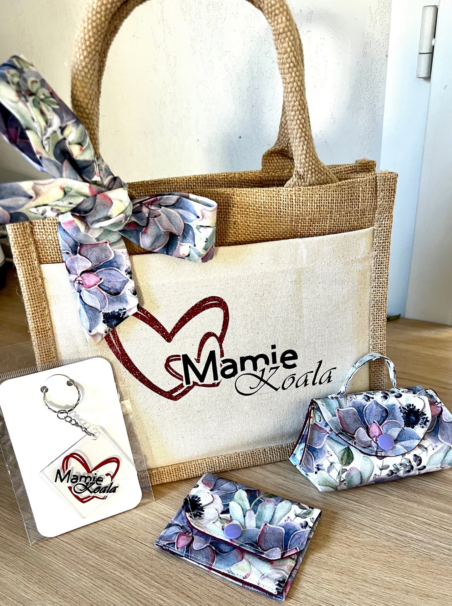 Coffret cadeaux / sac en toile / cadeau fête des mamie / Mamie chérie / Cadeau original mamie / fête des mères / Maman/ Cadeau maman